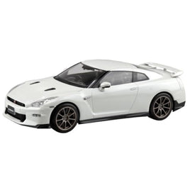 楽プラ スナップキット 03-BW ニッサン R35 NISSAN GT-R 2024(ブリリアントホワイトパール)