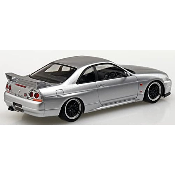 OttO mobile 1/18 スカイライン GT-R R33 カスタム-